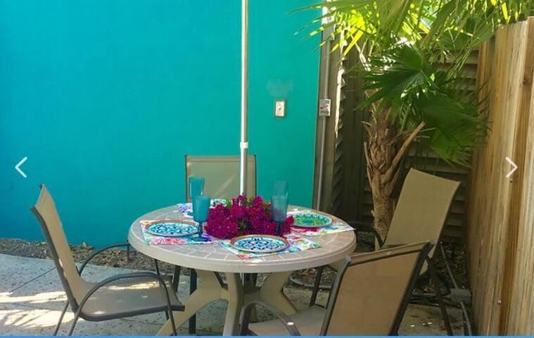Duval Street Suite With Pool Key West Exterior photo